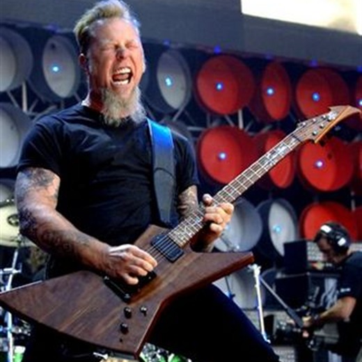 Metallica James Hetfield fue hospitalizado, dejando a unos 16 mil admiradores con las ganas...