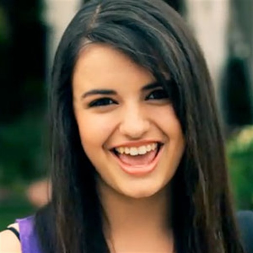 Rebecca Black ya está lista para estrenar su próxima canción