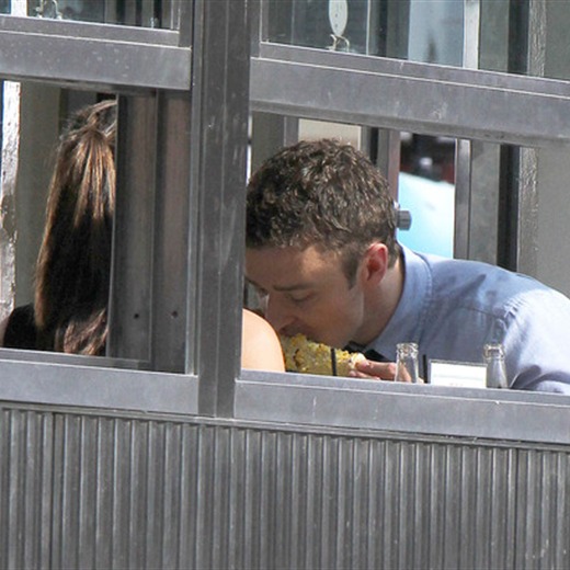 Justin Timberlake con su guardaespaldas