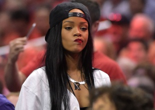 Rihanna despierta polémica
