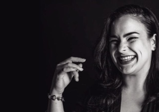 Conoce a Valerie Troncoso