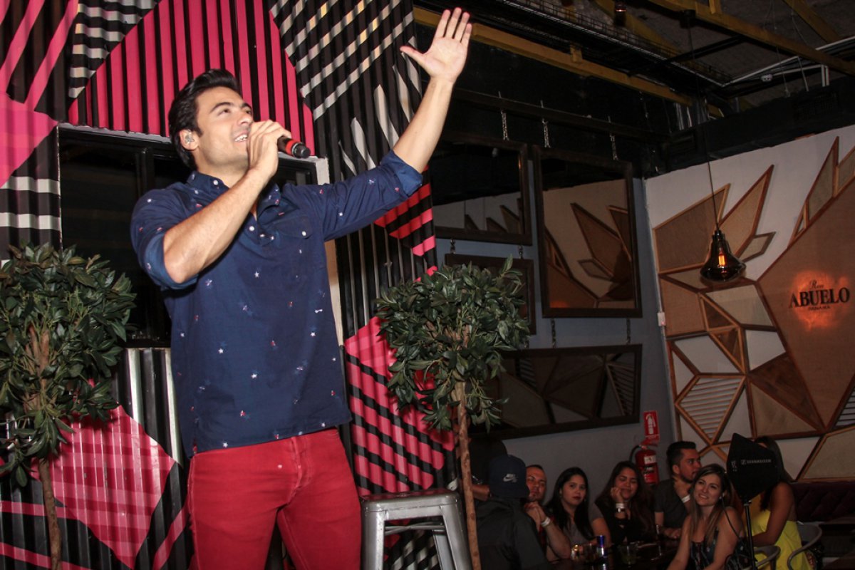 LOS40 Live Sessions con Carlos Rivera