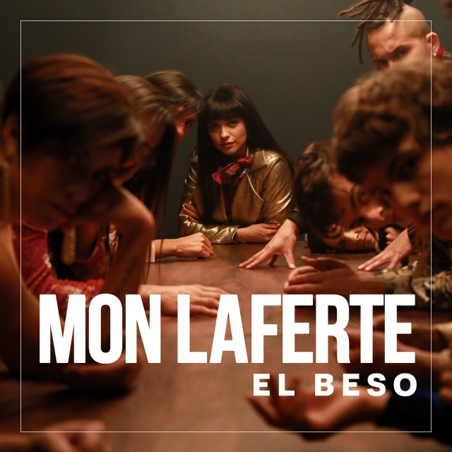 Mon LaFerte presenta “El Beso”