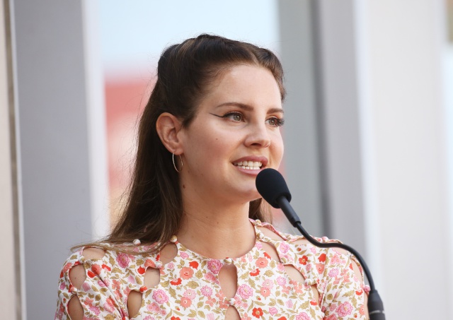 Lana del Rey nos trae adelanto de 'Fuck It I Love You' y 'The Greatest'