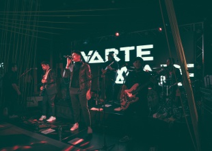 LLevarte a Marte lanza el video de "CAMILA