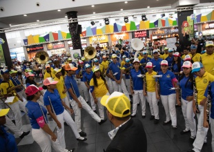 Primer flashmob de Movimiento de Música Voluntaria por #MenosPlástico