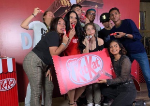 ¡Celebrando con los fans!