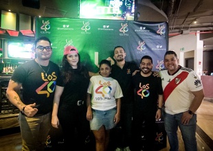 Celebrando a los Fans