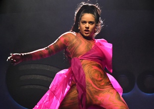 Rosalía estrena "Juro Que"