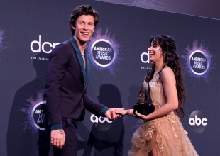 Camila Cabello y Shawn Mendes nos cantan en cuarentena