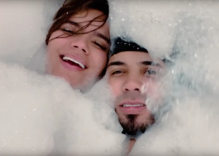 Karol G y Anuel AA estrenan "Follow"