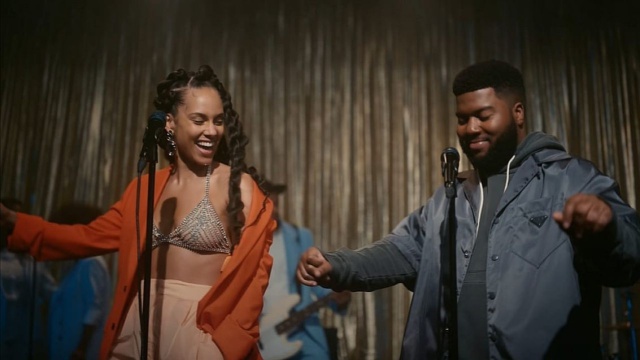 Alicia Keys y Khalid logran hacer magia R&B en "So Done"