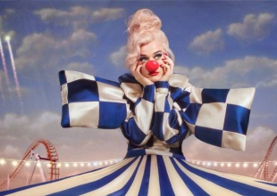 Katy Perry estrena 'Champagne Problems'