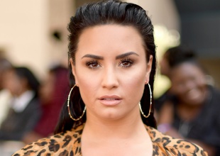 Demi Lovato estrena Commander in chief