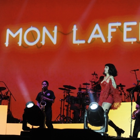 Mon Laferte sorprende a sus seguidores