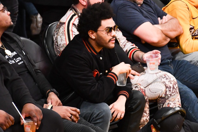 The Weeknd denuncia corrupción en los Premios Grammy 2021