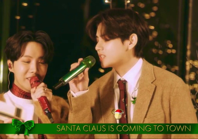 BTS canta 'Santa Claus Is Comin' To Town'