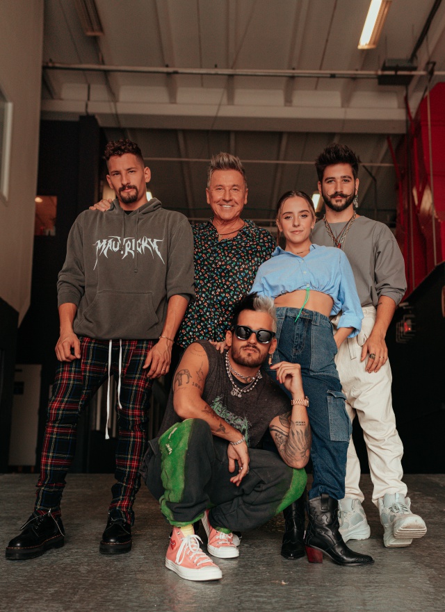 Montaner, Mau y Ricky, Eva luna y Camilo en 