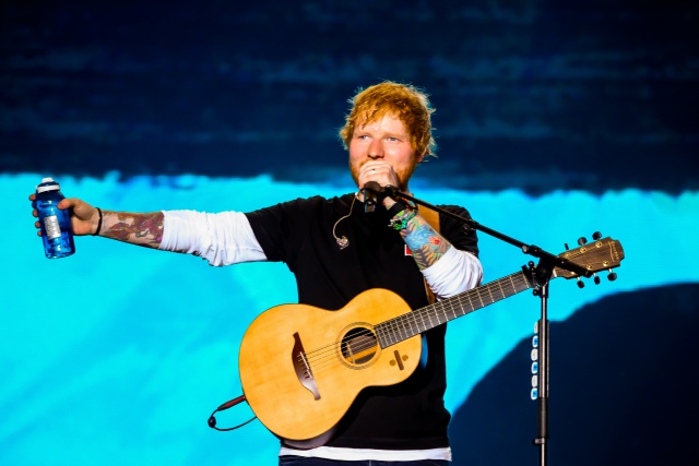Ed Sheeran estrenó "Afterglow"