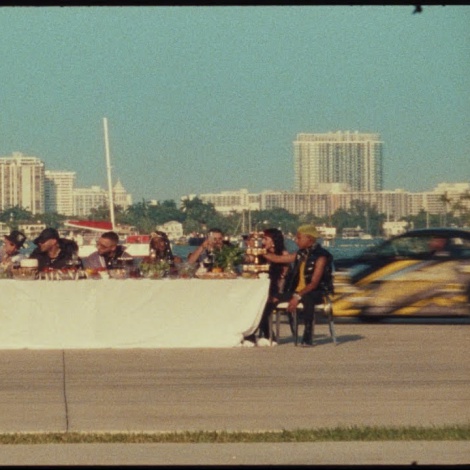 Feid lanza “Fumeteo”