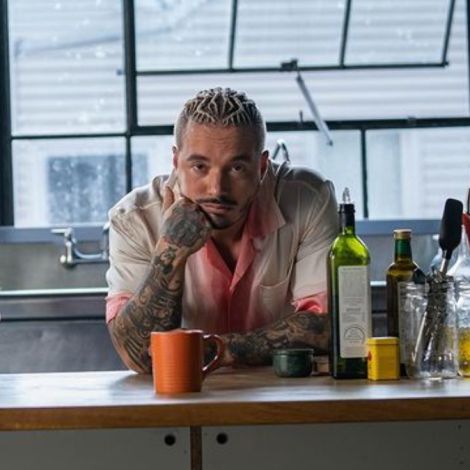 J Balvin lanza “Otro Fili” junto a Jay Wheeler